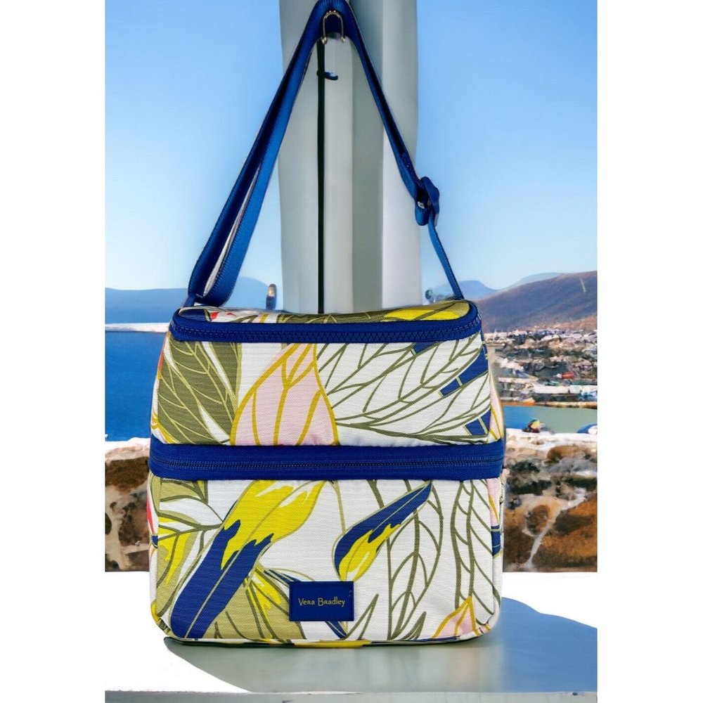 Vera Bradley ReActive Expandable Lunch Cooler Bag in Rainforest Leaves NWOT